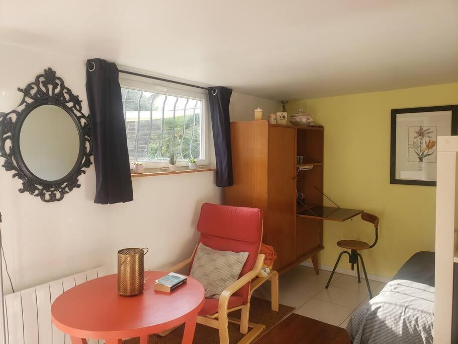 Studio Buena Vista Avec Terrasse Sur Jardin Bron Exteriör bild